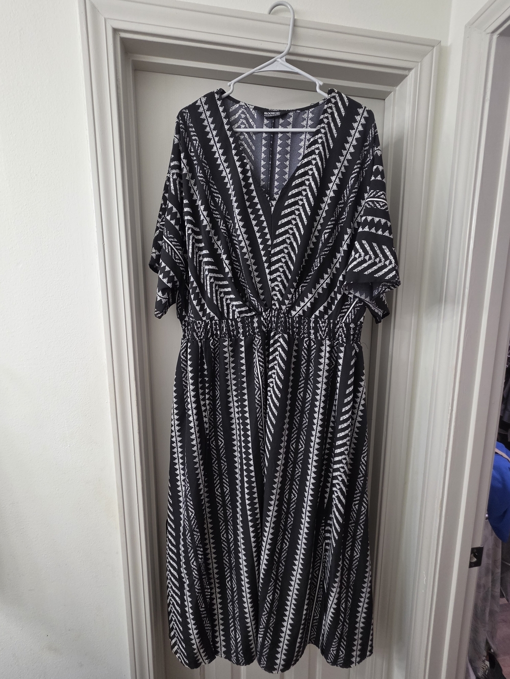 BloomChic Black & White Geo-Print Maxi Dress